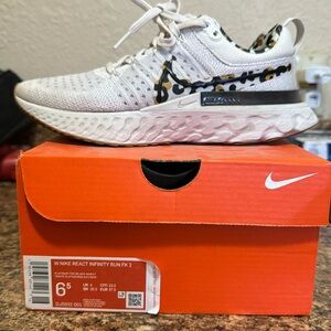 W Nike React Infinity Run FK 2